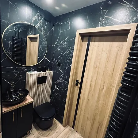 Gold Apartment