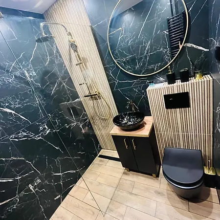 Gold Apartment